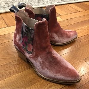 Shellys London Pink Velvet Booties, 37, never worn
